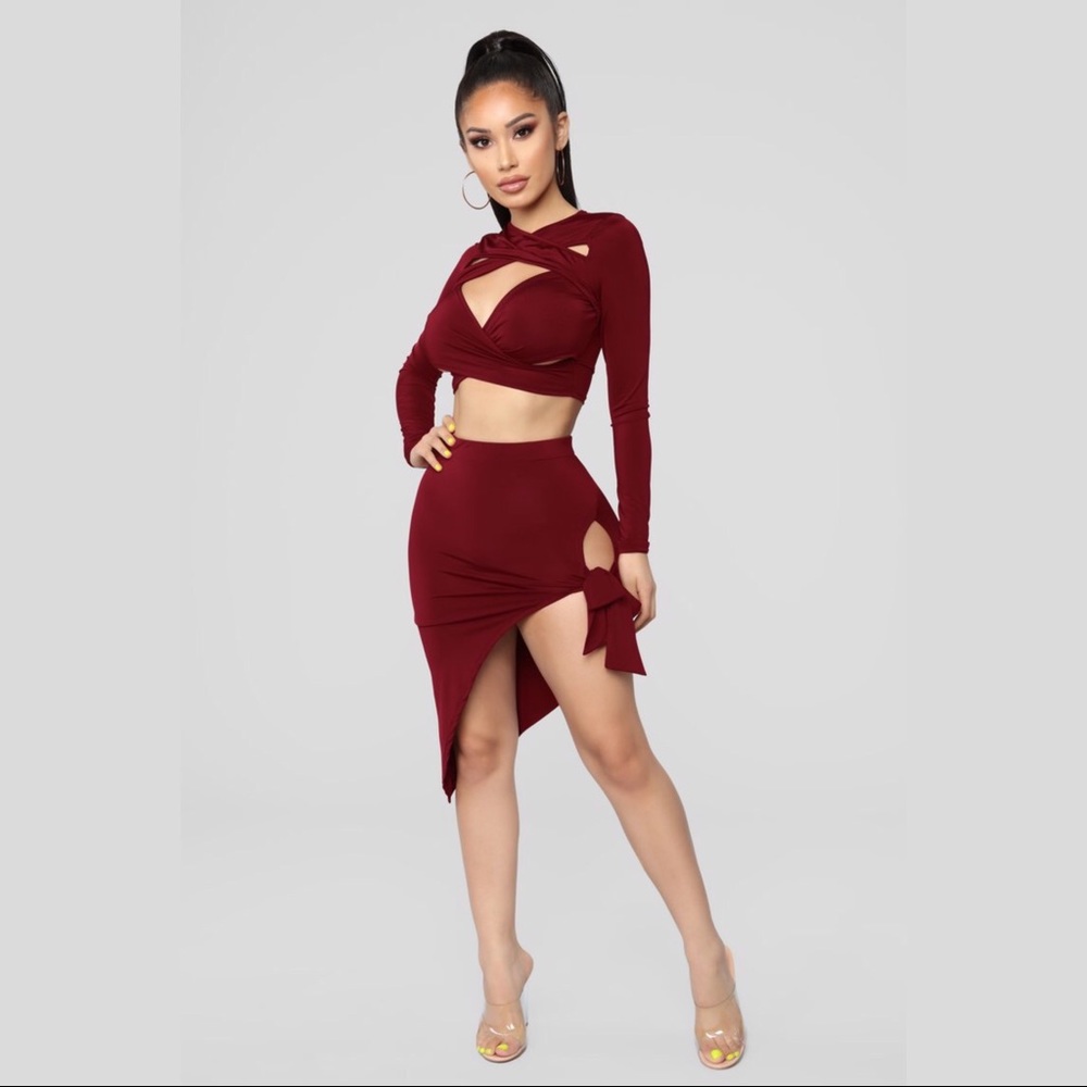 Fashion Nova Burgandy 2 Piece Set